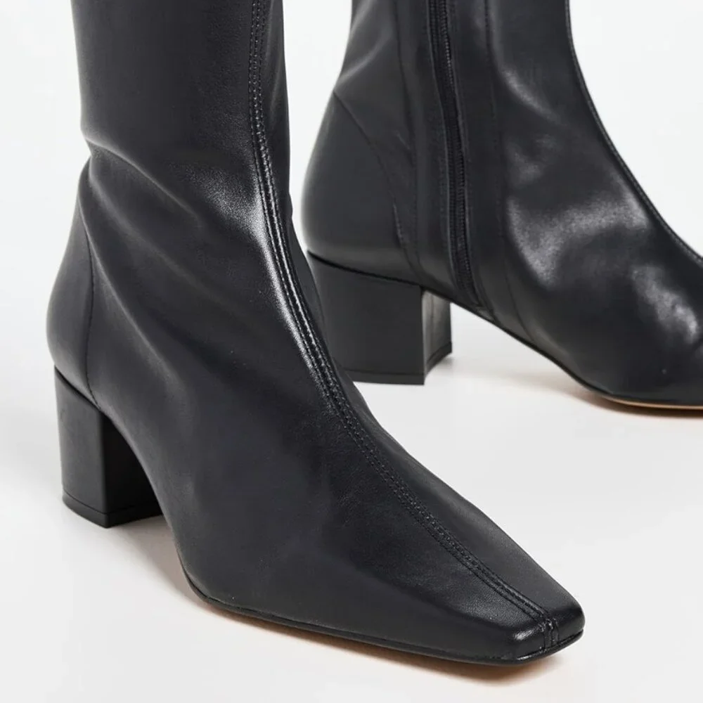 Intentionally Blank Carlton Booties, Size 38 aka 8W